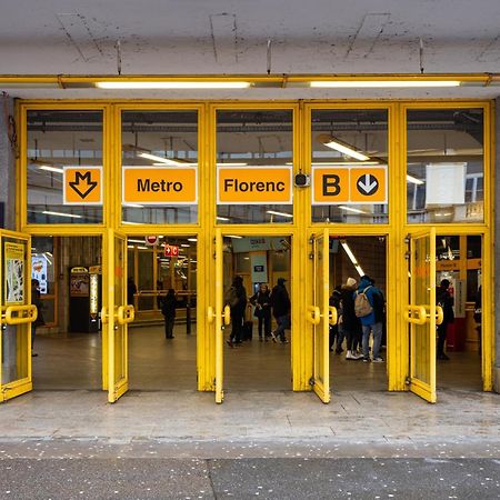 Stay2Gether Blue Vibe Studio - Metro Florenc Praga Exterior foto